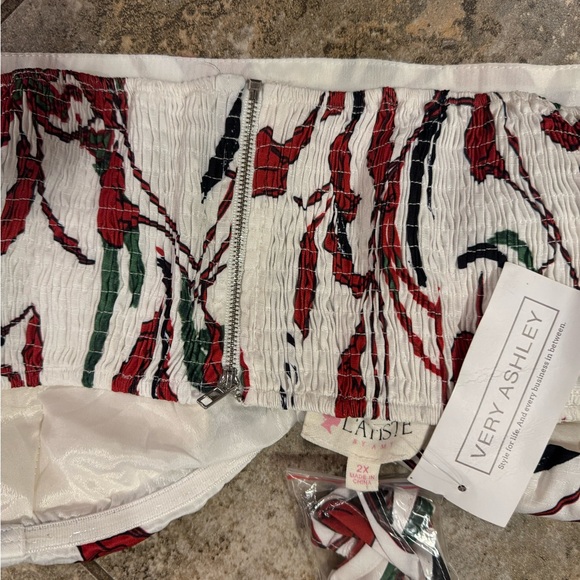 NWT L’ATISTE PLUS SIZE 2X FLORAL CROP TOP - Picture 11 of 15